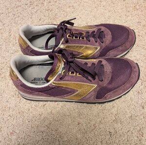 Brooks Purple & Gold Chariot Shoes